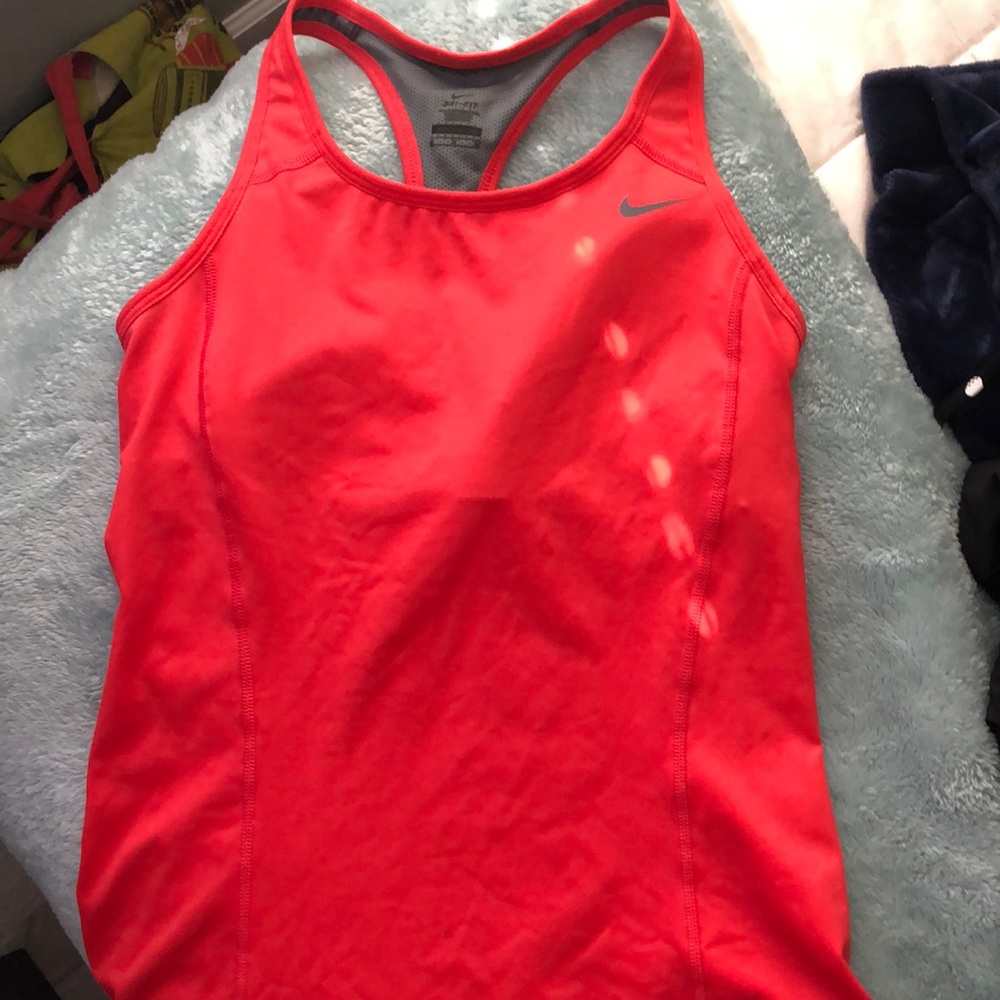 Nike workout tank